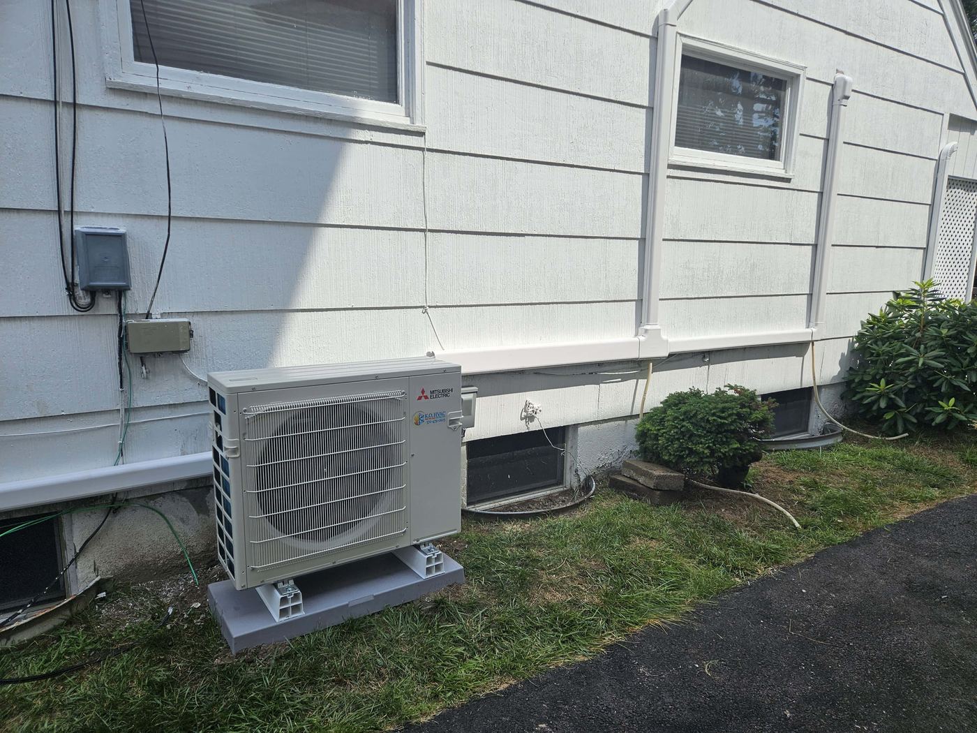 Outdoor AC unit installed by KO HVAC in Pittston, PA.